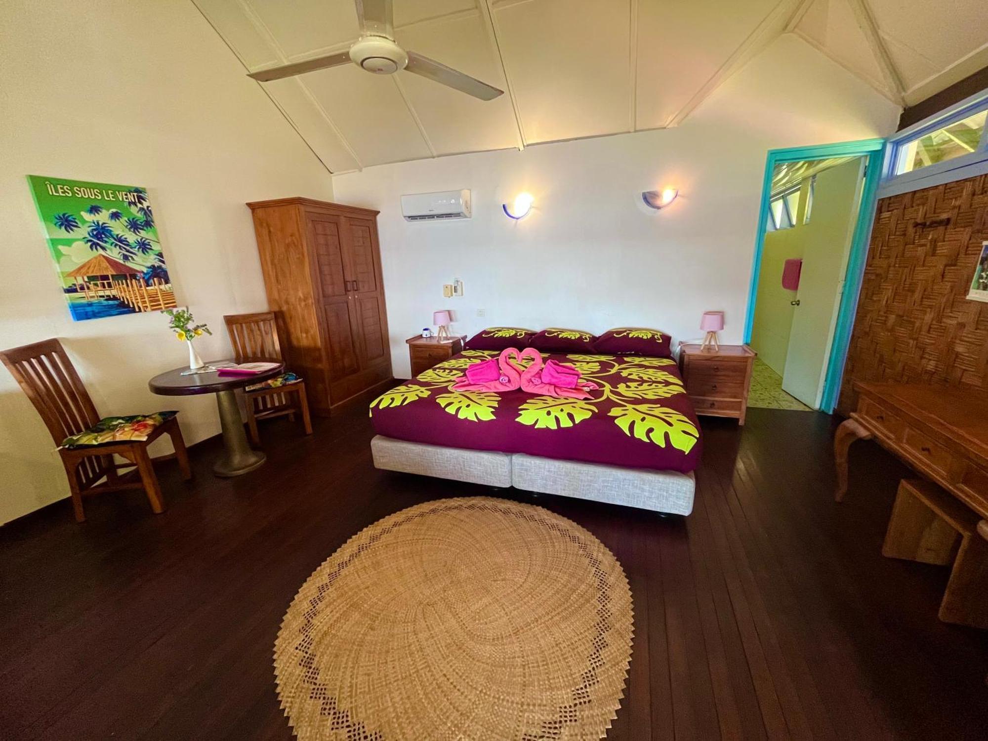 Linareva Moorea Beach Resort Haapiti Exterior photo