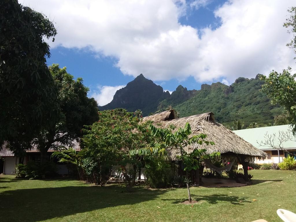 Linareva Moorea Beach Resort Haapiti Exterior photo